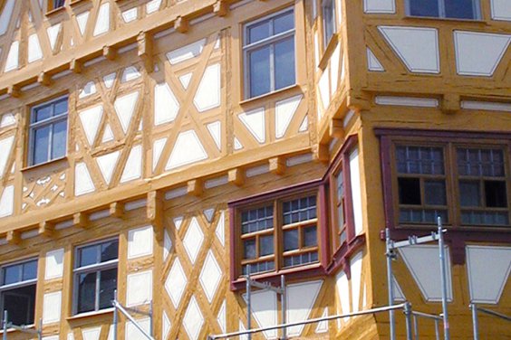 Fassadenbau und Dachdeckung